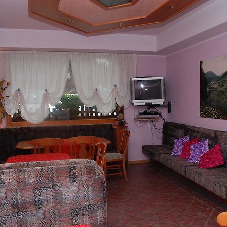 Albergo Ginevra Roncone Exterior foto